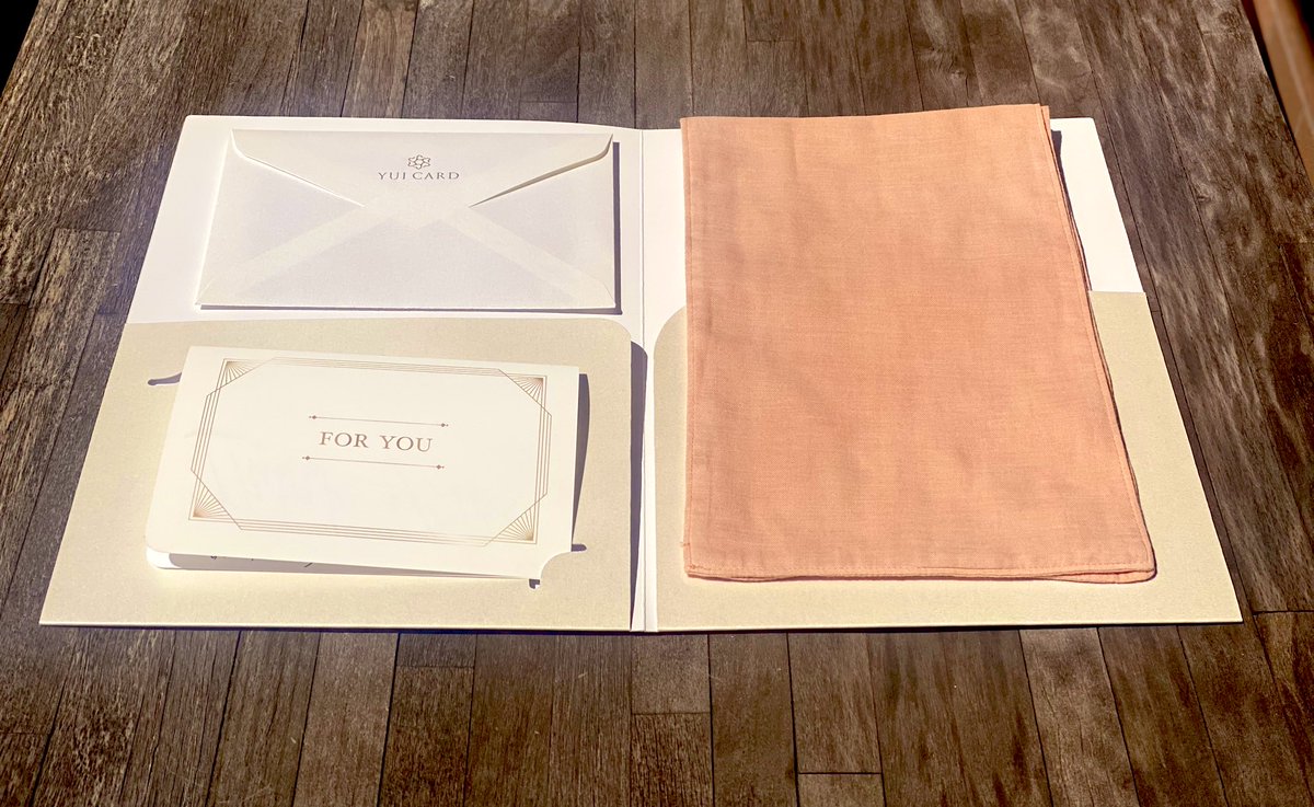 YuiCard's tweet photo. プレゼントはこちら
今年の春に、やむなく剪定した開花
前の桜の小枝を集めて染めたガーゼタオルです。使うたびにふわふわに https://t.co/P3EnWoaImE
