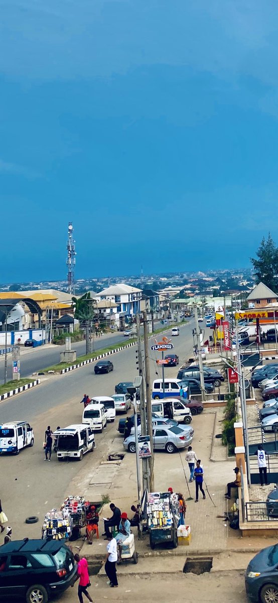 My city 🌆 owerri🥰 I sabi snap abeg 😊 Guess the location? @Hope_Uzodimma1 diz is what IMOLITES entrusted in ur custody Buh U dey do anyhow,May God arrest you nd change ur mind 4 better thank you for the other big projects u commissioned but pls my gov do more..🙏God bless U.