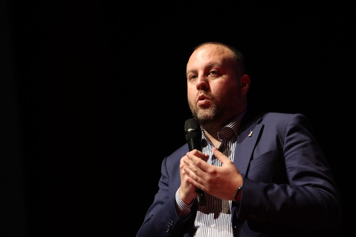 alebenvenuto's tweet photo. Ieri bellissima iniziativa con Riccardo Molinari, il Sottosegretario Nicola Molteni e il Ministro Piantedosi. La Lega al Governo ha rispettato gli impegni, la Lega è il voto utile. https://t.co/otHG5Nnn37