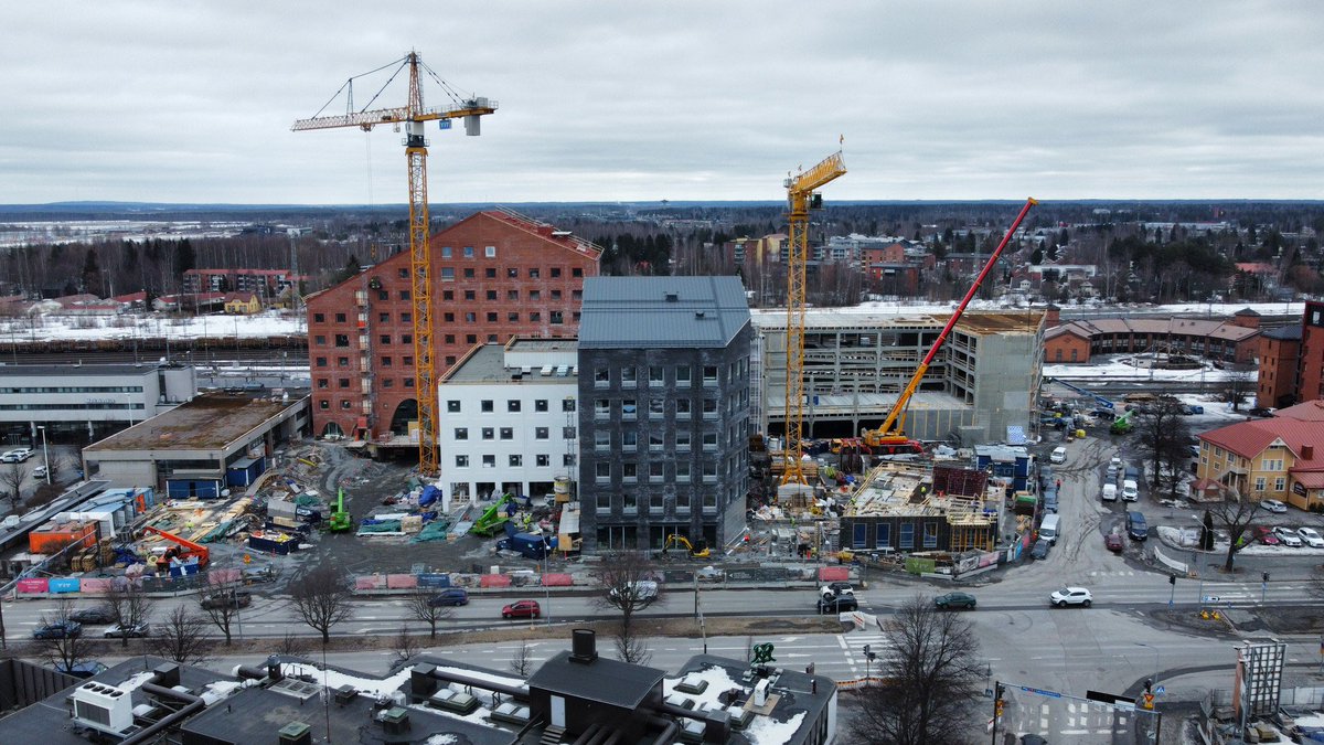 #Seinäjoki rakentaa tänäkin vuonna huonommista ajoista huolimatta,👍. #Kasvu näkyy. #rakentaminen #infra #investoinnit #työ #talous Kuvat ToniAurell: 2024valmistuvat mm.Lintuviidan päiväkotilaajennus, Törnävän uusi koulu, Asemanseutu 1. vaihe palveluineen, Kärjen uusi koulu..