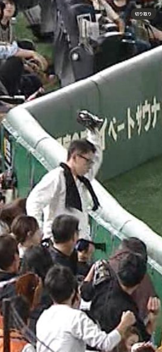 やしお tweet media