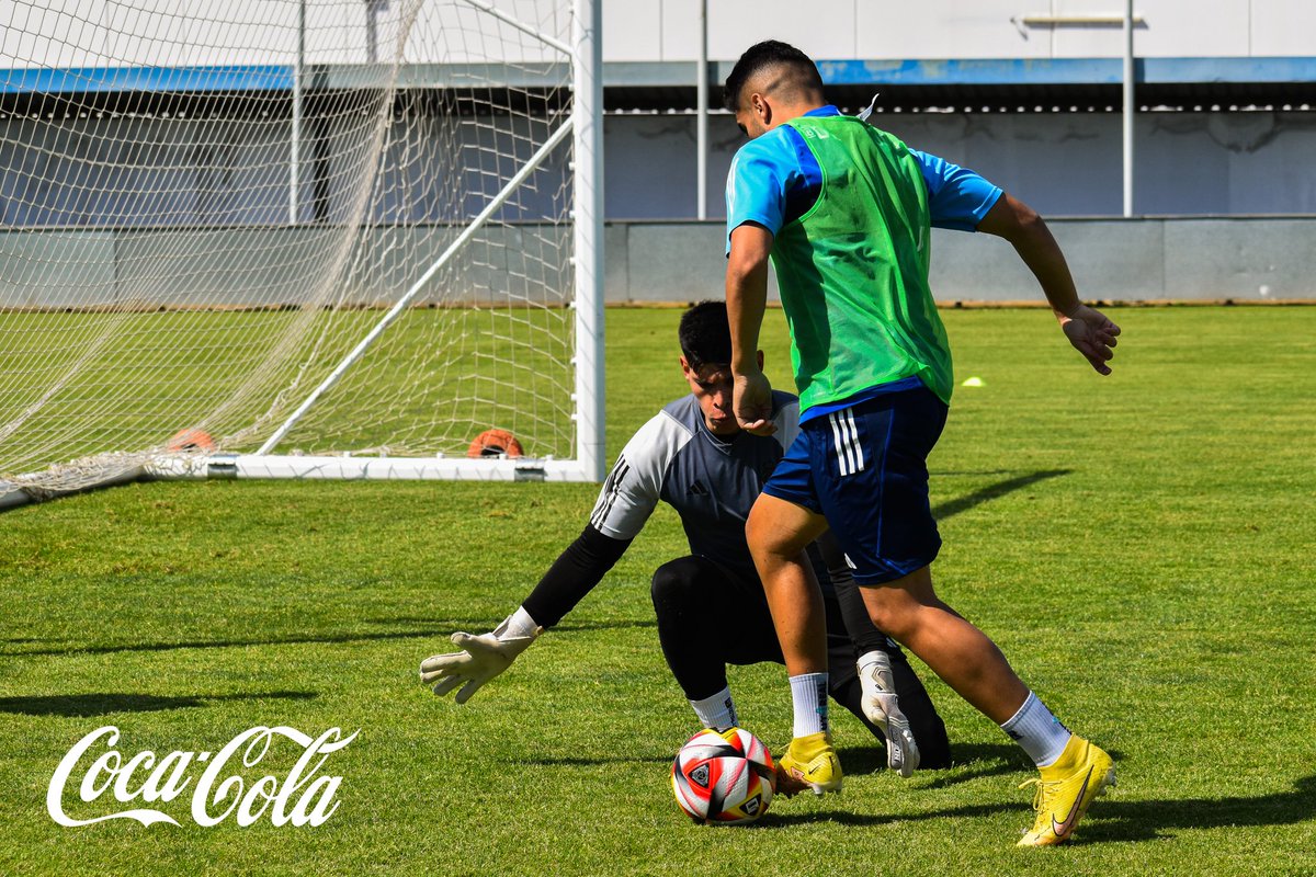 ⚽️ Un día para la batalla. ⚔️ #RecreRMCastilla
🫂 ¡Afición, os necesitamos! 💙

#𝙑𝙖𝙢𝙤𝙨𝙍𝙚𝙘𝙧𝙚 #𝙑𝙖𝙢𝙤𝙨𝙅𝙪𝙣𝙩𝙤𝙨