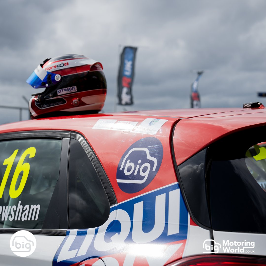 It's race day! 🏁

Who do you want to see finish on the podium? 🏅

#tcruk #tcrukseries #tcr #tcrseries #touringcars #brandshatch #thinkbig #bigmotoringworld