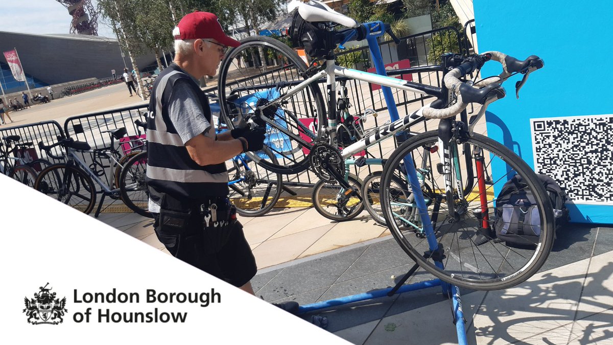 Today, the Dr Bike team will be offering FREE bike check-ups and repairs outside Chiswick Town Hall (W4 4JN) between 10am and 12pm. For more information, future dates and times, visit: hounslow.gov.uk/info/20053/tra… #cycling #cyclinglife