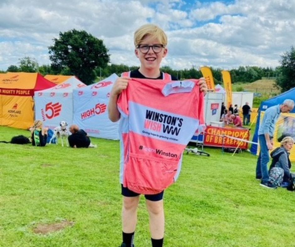 The LEGENDARY Wolf Run junior race is open and we’re looking for young pups (aged 7-17) to take on the exhilarating obstacle course. 💪 Get muddy, have fun, and support bereaved children and young people. Happening throughout UK across the year ➡️ buff.ly/3Tg54B3