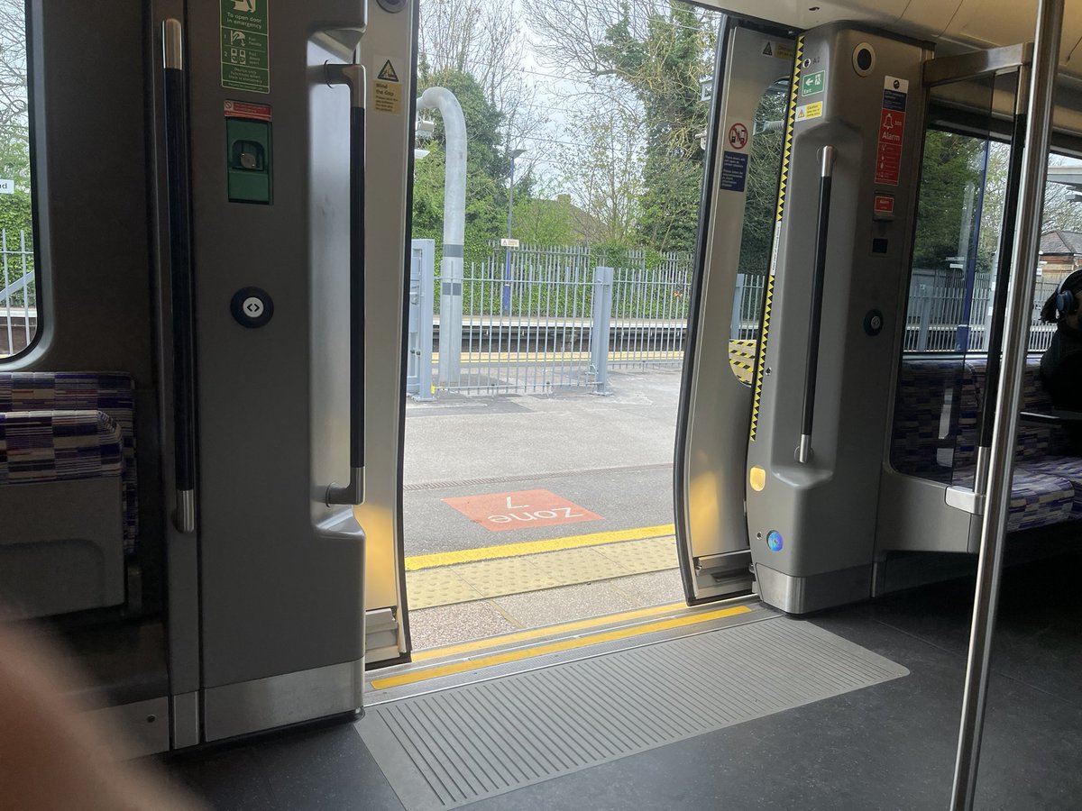 Golf by Rail tweet media