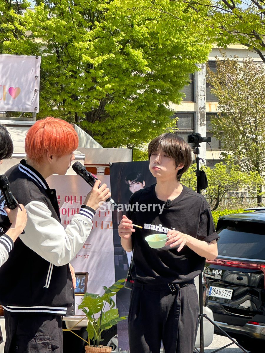 범규...... 강아지 아니야?