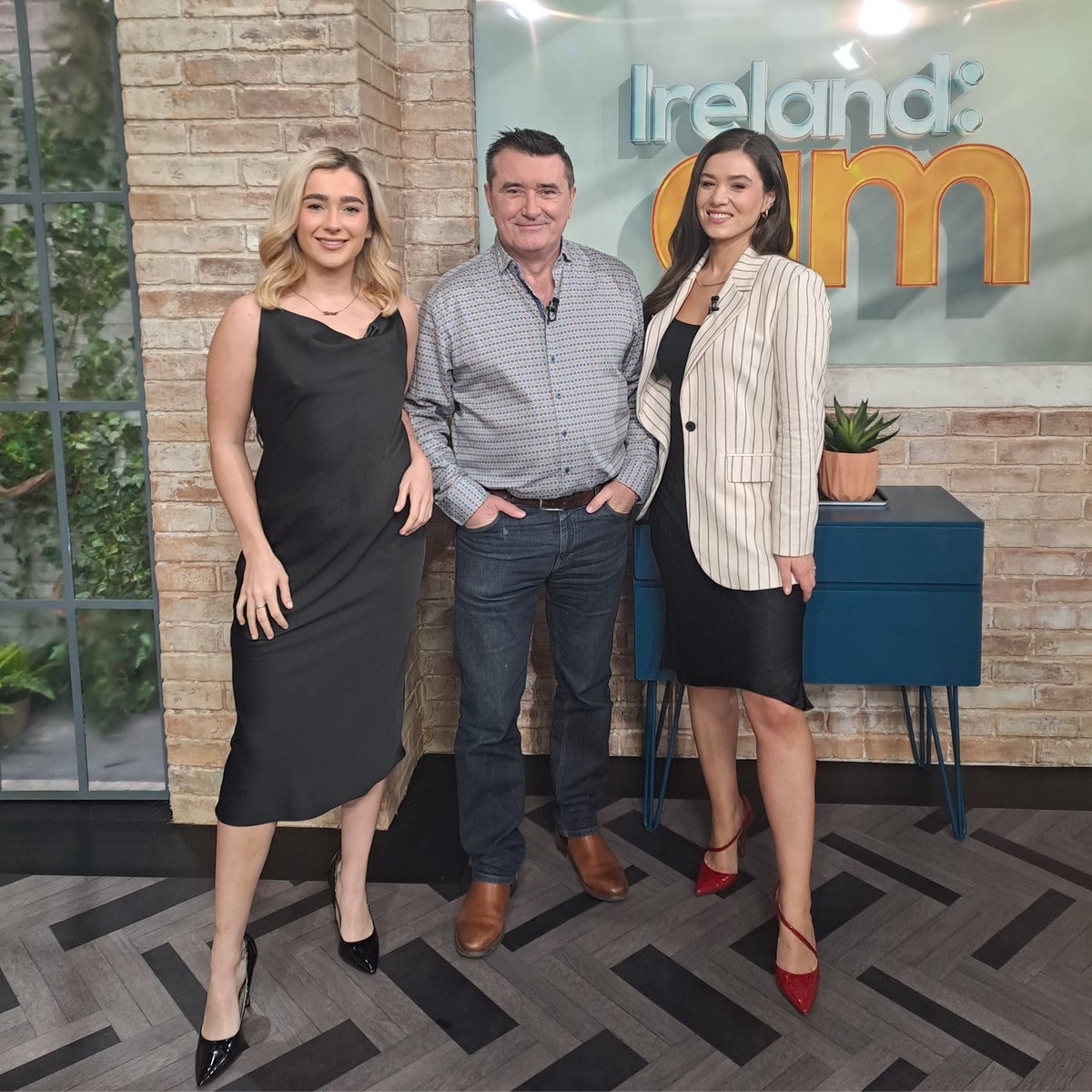 🌟 SATURDAY MORNING ENERGY! 🌟 Martin, Síomha and Brooke are keeping you company all morning with: 🗒️ ‘Scoop’ Journalist Sam McAlister 📹 💃 Cheeky Jiving Lessons🕺 🪮 Hairpiece & Wig Experts💈 And lots more! That’s from 9 till 12 this morning on Virgin Media One!