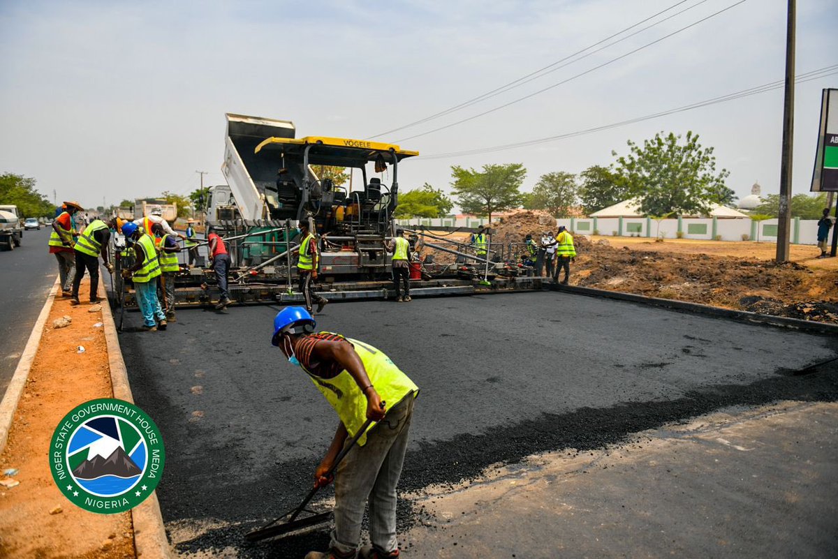 Niger State is witnessing unprecedented infrastructural development. Minna is now a construction site with gigantic ongoing projects, such as the University Teaching Hospital, the completion of the three-arm zone, and the expansion of Minna township roads. #NewNiger