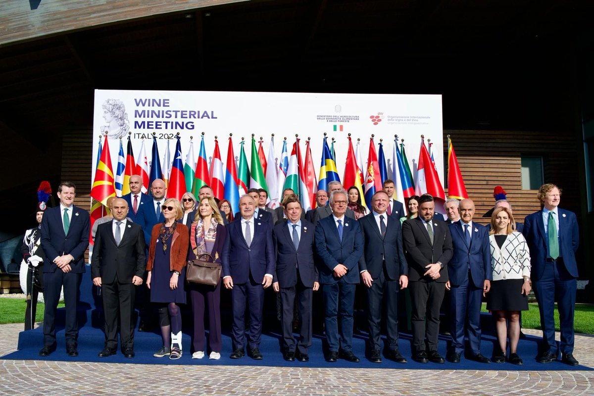 The International Organisation of Vine and Wine (OIV) hails the success of the Ministerial wine meeting in Brescia, Italy on 12 April 2024. Learn more here: buff.ly/49yEp8G