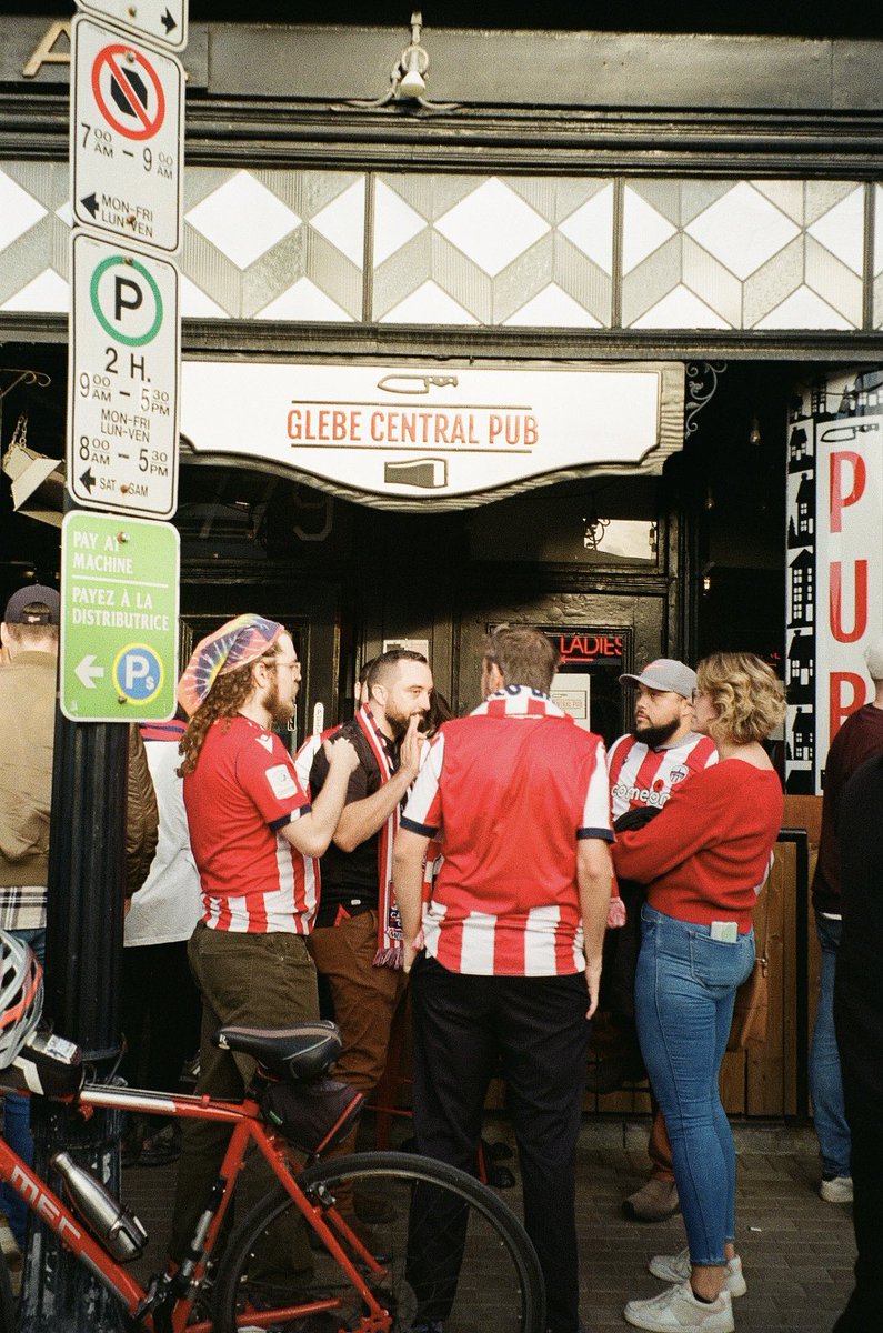 TheAaronHooper's tweet image. When Saturday Comes 
🔴⚪️🔴⚪️🔴
@atletiOttawa 

🎞️📸👋🏽

 #CanPL #Ottleti #35mm