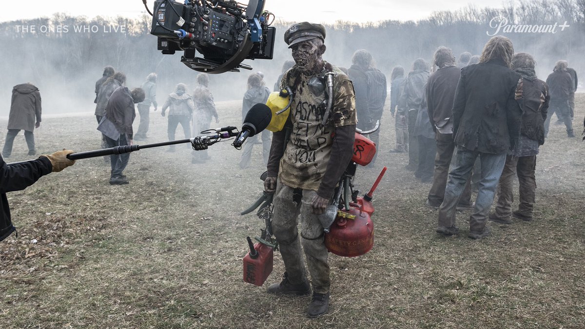 valhallapics's tweet photo. The magic of the movies (and tv) ladies and gentlemen! #TheOnesWhoLive #TWDFamily 

📷: @ParamountPlusFR https://t.co/Ewc8SsnDQZ