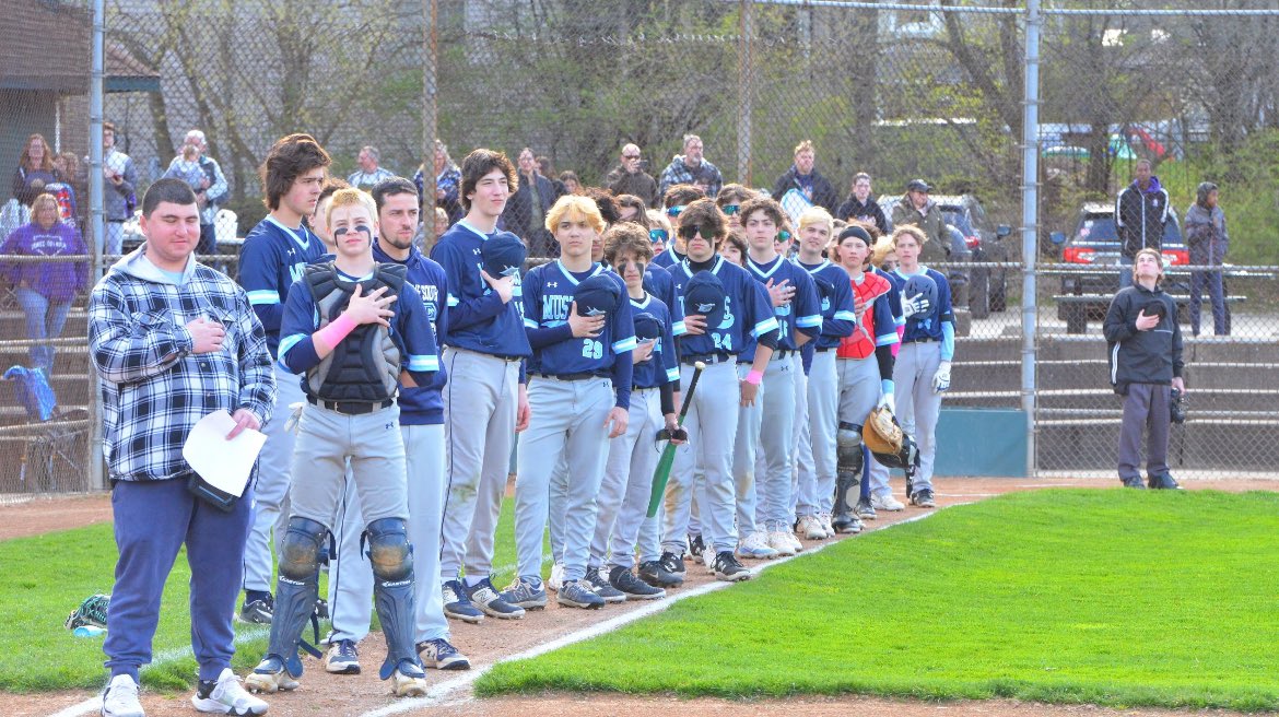 Here is our Mustang freshman baseball team ready to kick-off the cross-town series versus DGN tonight! What a great group of athletes, parents, & coaches watching these boys do what they love in community with one another. #southsideSTRONG #youbelonghere @DGSSports @DgsBaseball