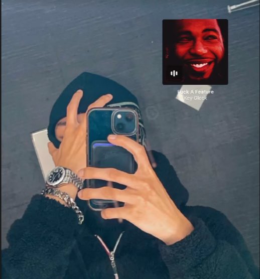 Who done it better?

@L3164658138196 or <a href="/simulatedr6/">Brendon</a>