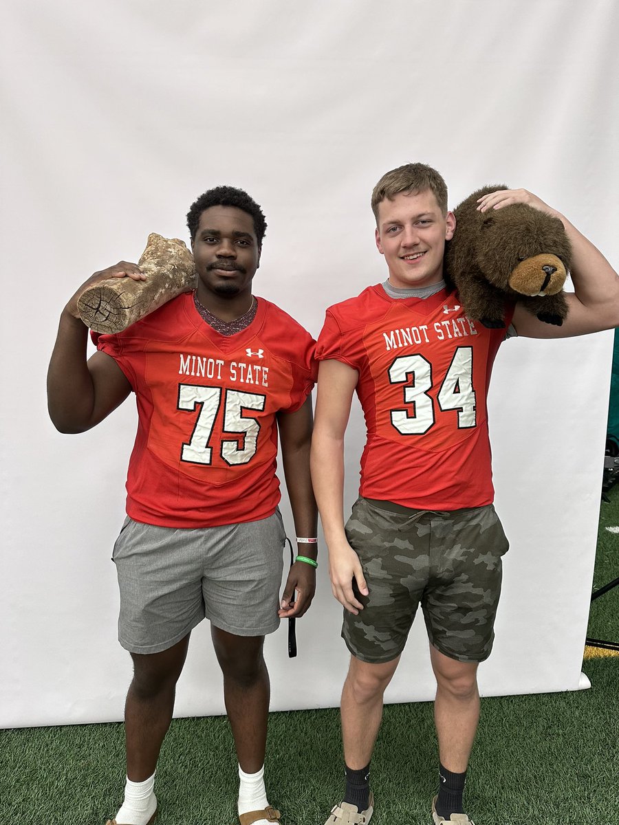 messi_kalenda's tweet photo. Had a great Junior day today at @MSUBeaversFB thanks to all the coaches that helped out!
@CoachFam @Coach_Cav81 @Coach_D_Mac @BraedenVolk @coachshields @TomSimi https://t.co/XcXFBtjQXl