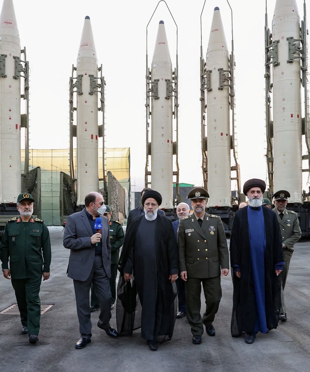 URGENT WW3 RED ALERT 🚨

IRAN JUST REDIED 100 MISSILES FOR A MASSIVE STRIKE ON ISRAEL ⚠️ 🛑

U.S. WARNS OF “IMMINENT” ESCALATION AND POSITIONS FORCES‼️

PREPARE FAST ALL HELL MAY BE ABOUT TO BREAK LOOSE ⚠️