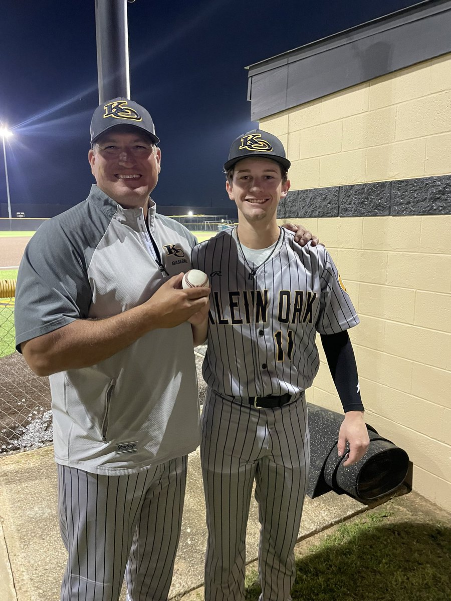 Congratulations to @MakoyStone on throwing a no hitter and leading Panthers to an 8-0 victory. Proud of our team as this couldn’t have happened without them. @KleinISDAth @KleinISD @KleinOak