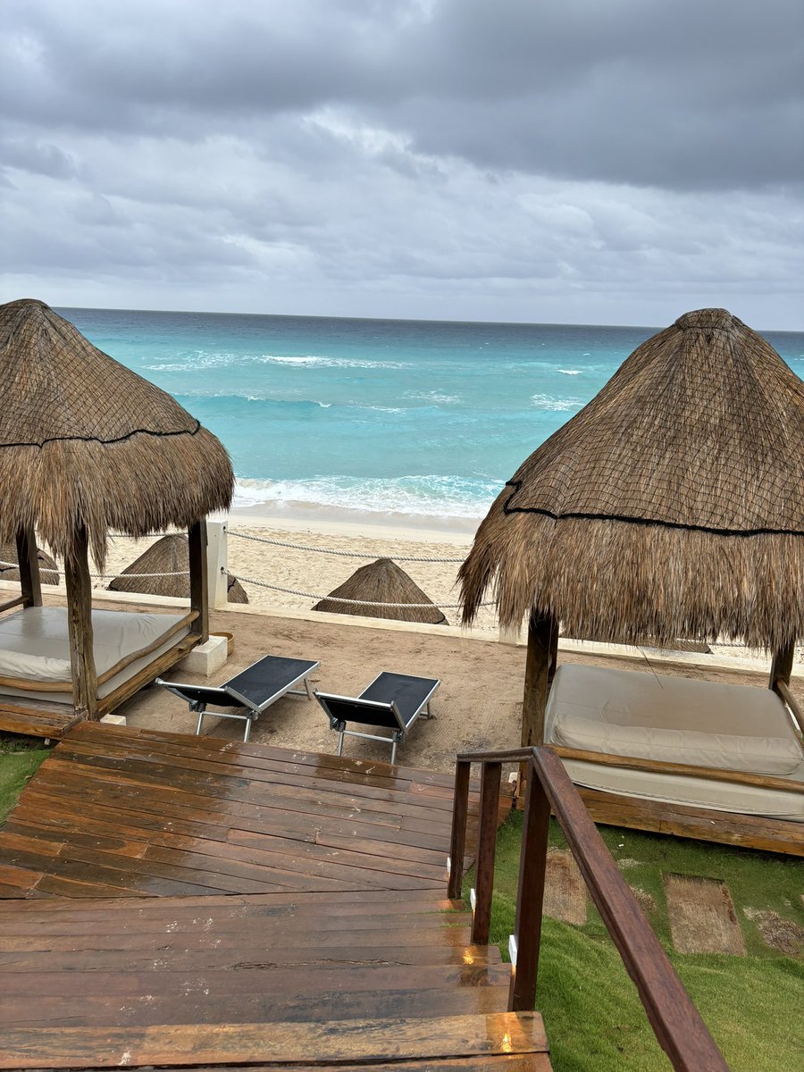 Every now and then one must go on adventures with the one he loves to live life to its fullest. #Cancun