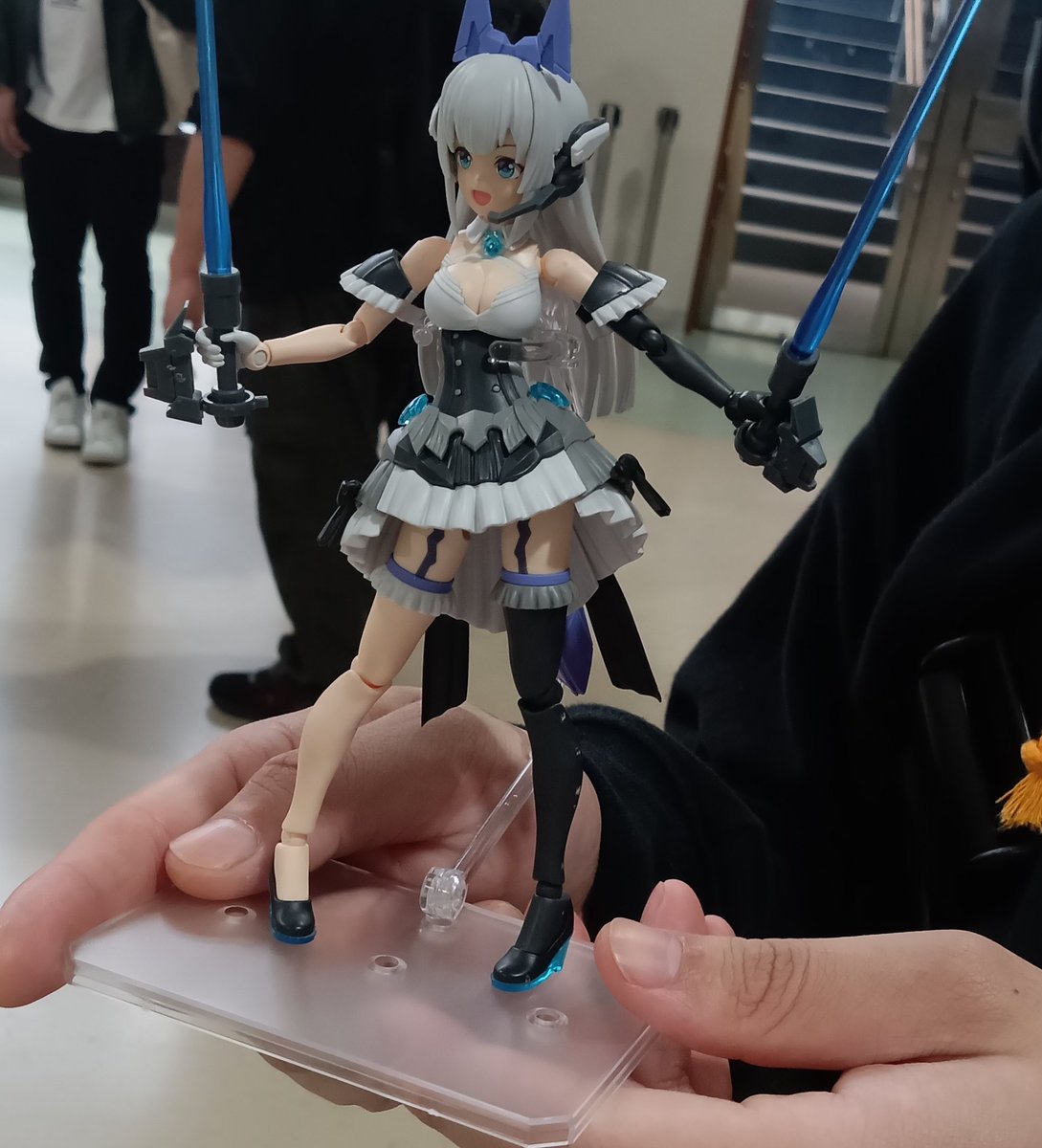 今、会ったフレンズの方に自作れんさんフィギュア見せてもらった！
すげぇー
#戌月れん 
#なごやみらいフェスティバル2024