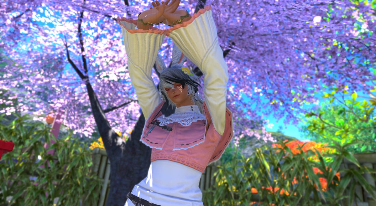 CelestealWaters's tweet photo. Very chill in the flowers 🌸🌸🌸

#flowerfestap #Viera https://t.co/KbIfazH3P5