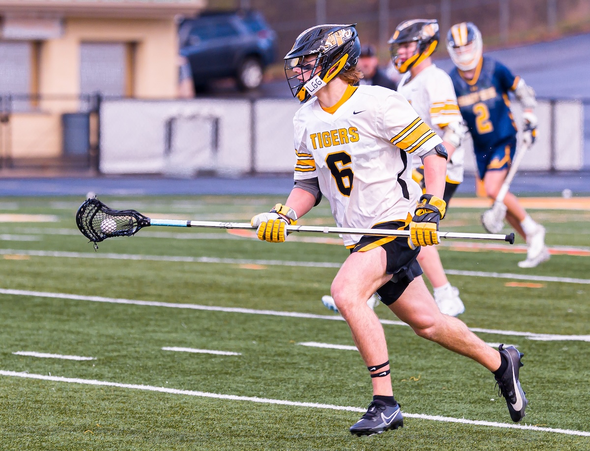 Game three of our broadcast triple header on Saturday features Boys Lacrosse as @NA_TigersLax takes on @MTLacrosse at 4 pm. 🎙️- @JaredTBarton and Chuck Torie have the call. 📻- Listen Here: meridix.com/event/248012