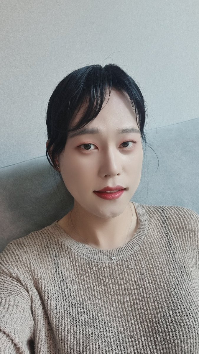 덥다앙🫠🫠🫠
병원간다고 나갔다왔는데 벌써 에어컨이 필요한 날씨넹