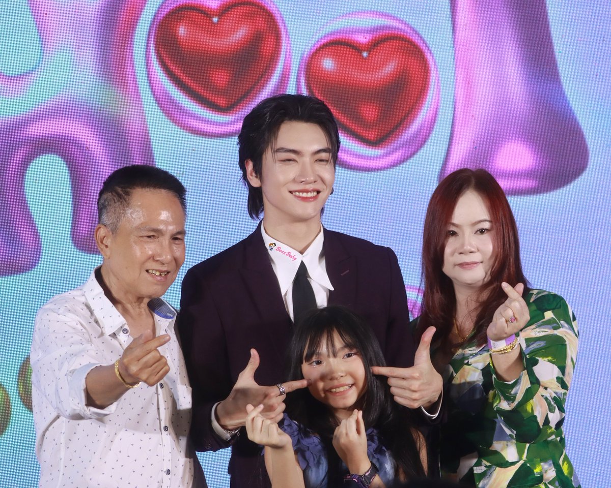 simkoongjoy's tweet photo. lovely chaikamon family
@Bossckm_
#BOSSCKM
#Bosschaikamon
#Bossfamily https://t.co/gryxYZOvOd