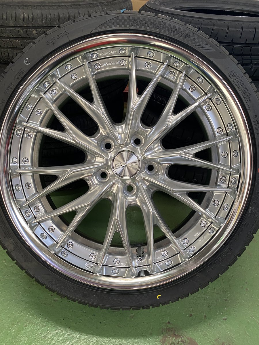 GarageYoshida's tweet photo. 春キャンペーン期間中で

ワークの新モデル注文で

今なら昨日ポストしたナットが

なんと‼️

サービスしちゃいます😆🥳
#sgarageyoshida #work https://t.co/AnvWgG2UPi