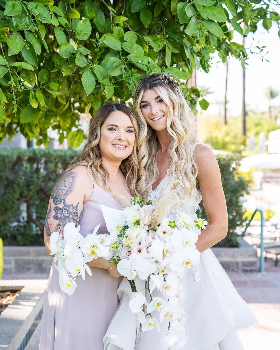 KatieCReedus's tweet photo. Best day ever 💗

#JatieWedding041224 https://t.co/fywpcyxyOS