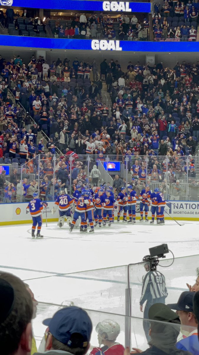 The #Isles walk off home ice with another win and much needed two points. Everything is awesome right now, fans are amped up, everyone is playing well and Varly is standing tall 👑 Let’s keep it rollin. Big Win Huge Two Points Onto The Next One ISLANDERS HOCKEY 🔥 #IslandersLive