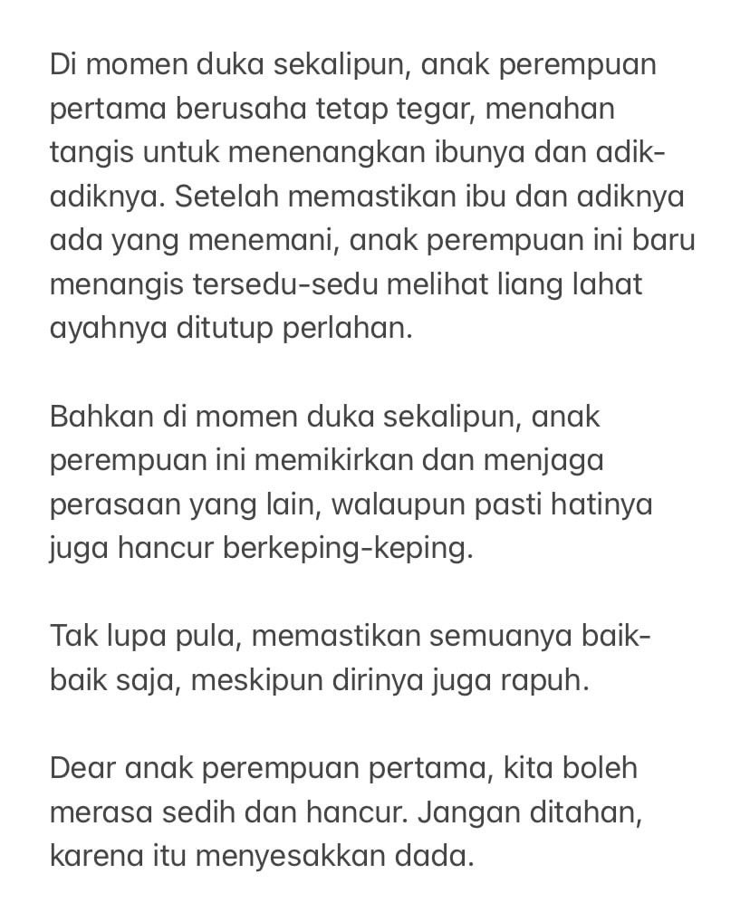 reapertoire's tweet photo. temen kantorku yg kebetulan datang ke rumah dan turut ikut ke TPU juga waktu Abi dikebumikan, nulis ini di perjalanan pulangnya. aku bahkan gak sadar diperhatikan sebegininya… aku ngelakuin itu semua cuma berdasarkan insting

tapi, ya, that’s just what an older sibling does. no? https://t.co/o1NwB7sAHl