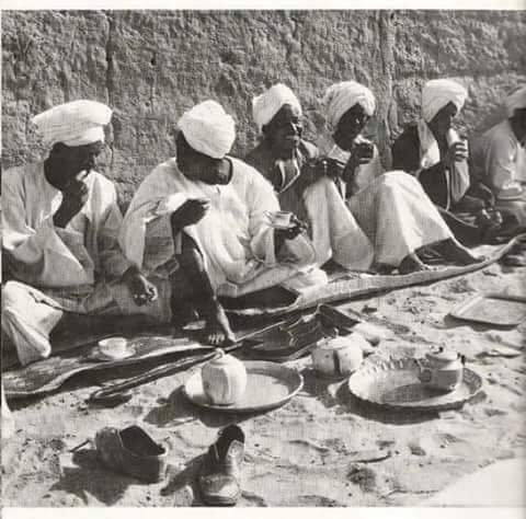 Tea Time.
Sudan - Unknown Date.

#SudaneseCulture
#ثقافة_سودانية