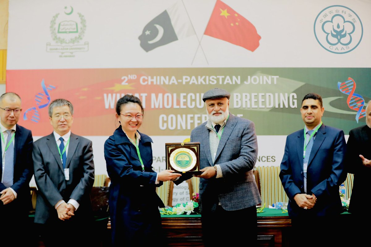2nd China Pakistan Joint Conference on Wheat Molecular Breeding is being held at @QAU_Official with main objectives: how to improve productivity of the wheat in two countries by improving technology and devising new policies. Good work done by Department of Plant Sciences.