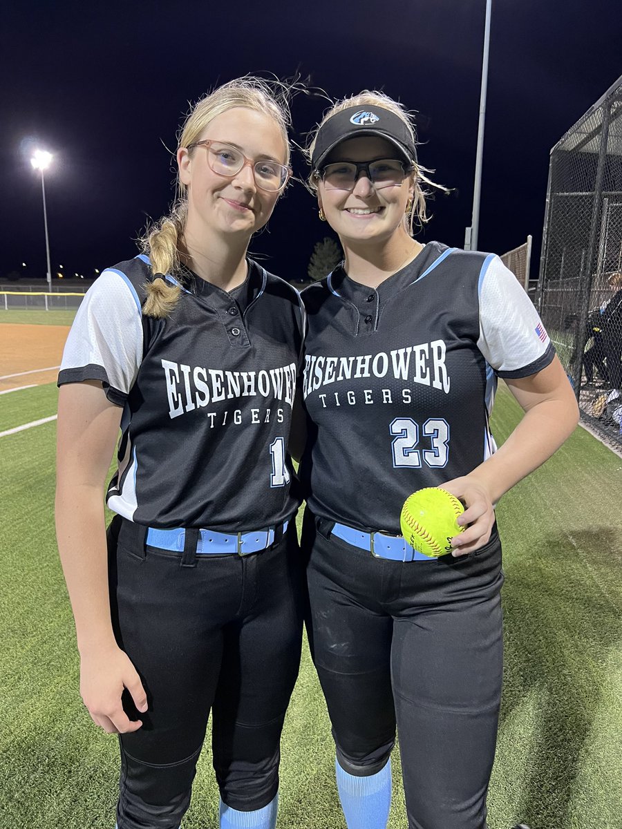Check out EHS’s Dodge City Softball Classic Game 2 Recap: 👇👇 sidelinehd.com/game/GmSh01-Gm… Shot out to the George Sisters on pitching a no hitter 🤩💪🏻 #esotr