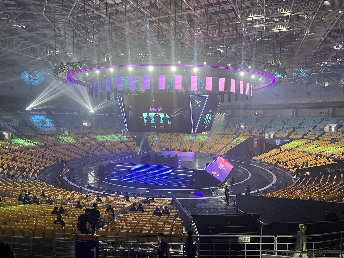 Bryon_Barnes's tweet image. #lck lower bracket finals. Let’s go @T1LoL !