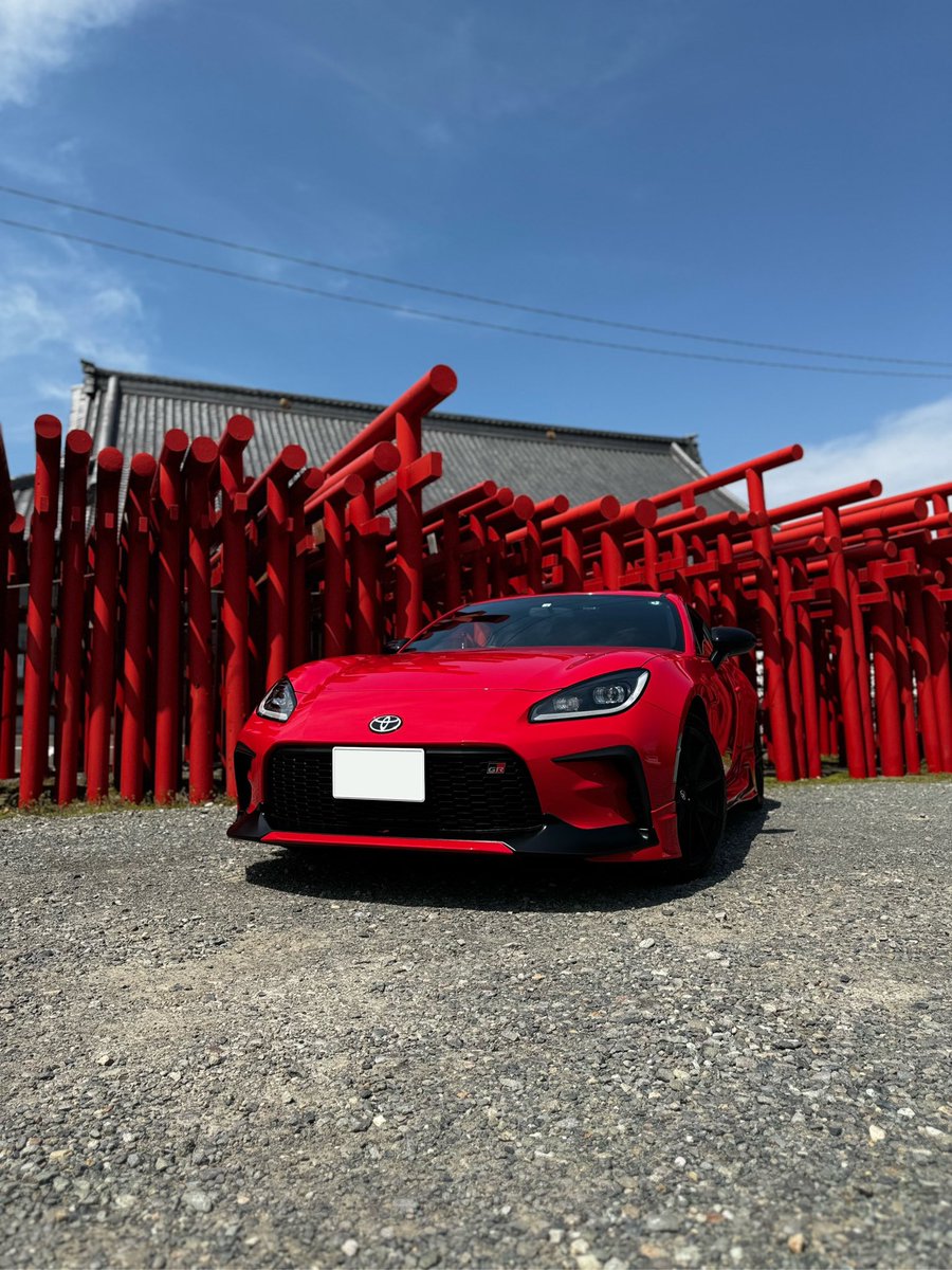 shoota_86's tweet photo. GR86 RZ GRエアロパッケージ MT

納車しました〜、人生初のMT車頑張ります。 https://t.co/CqvnjLwNI1
