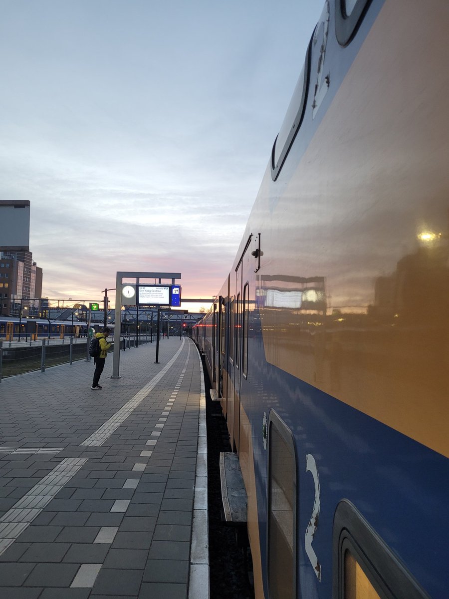 First train of the day! Groningen-Zwolle 
On my way to @EuroGeosciences  in Vienna! #egubytrain #train2egu