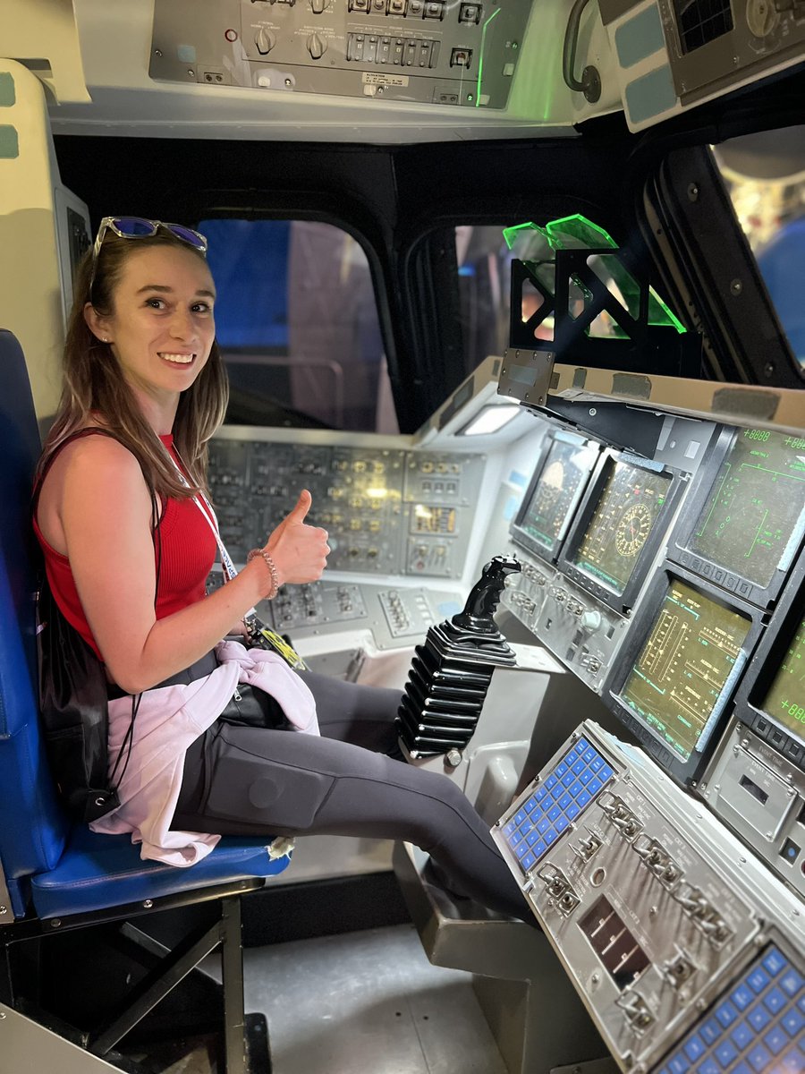 trshpuppy's tweet image. Space is officially hacked! #HackSpaceCon