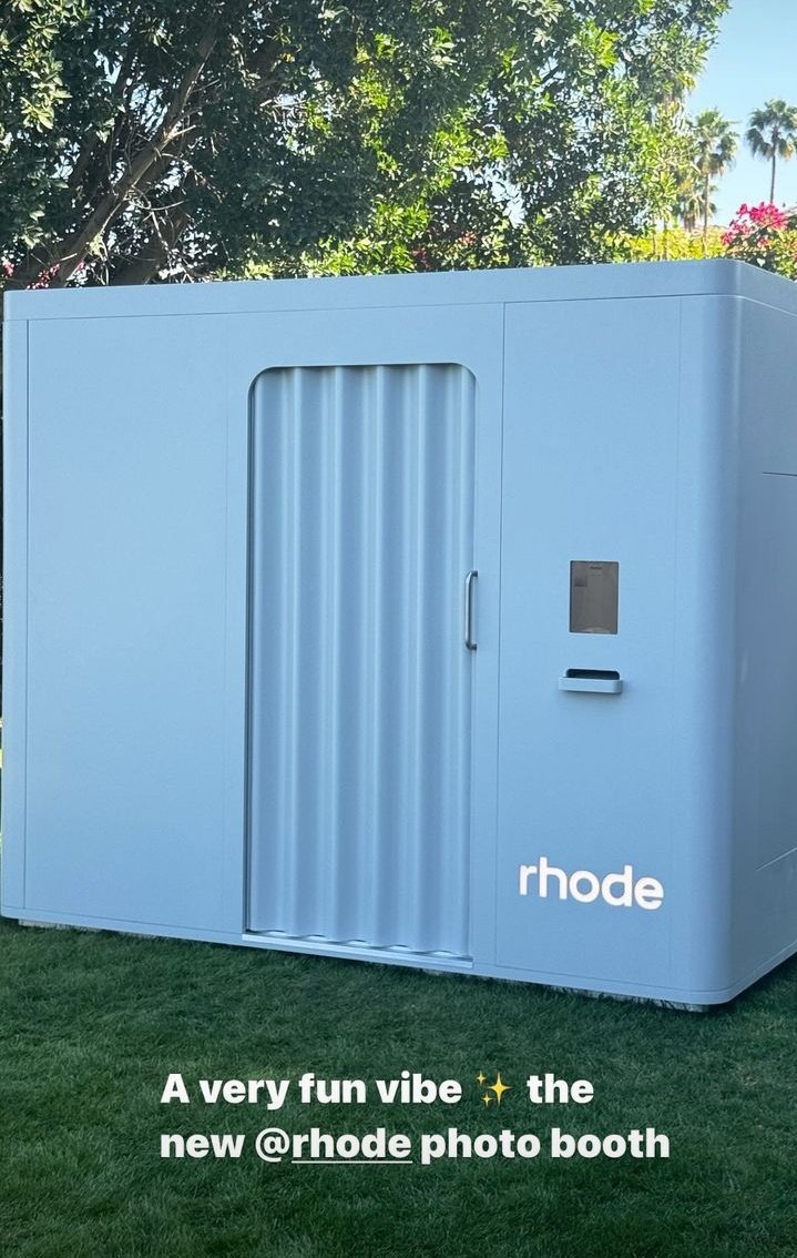 SkincareRhode's tweet photo. rhode photo booth at Coachella 🎀 https://t.co/uZsPNzV8My