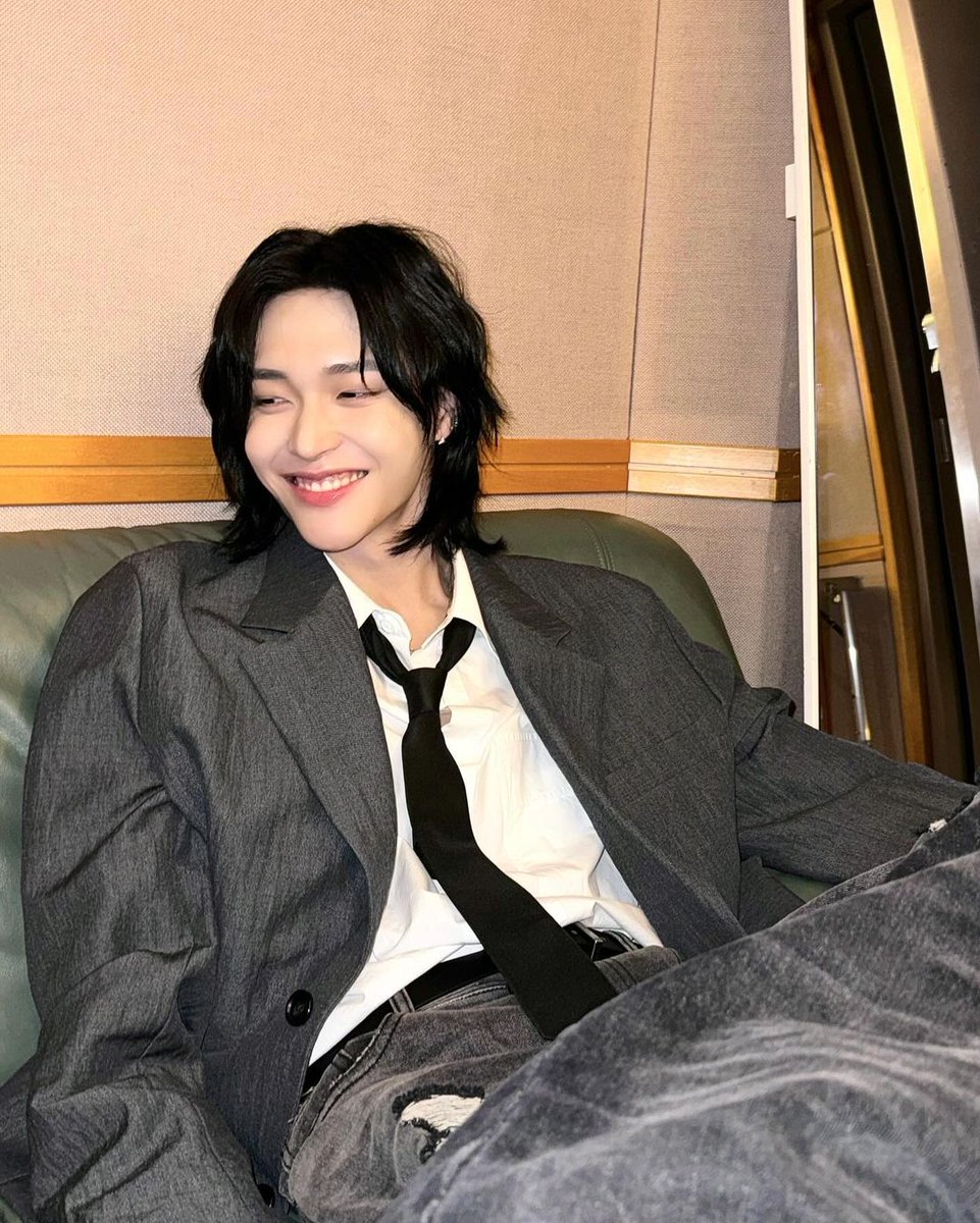 rachelesque's tweet photo. Wonbin has the most beautiful set of teeth 
#WONBIN  #RIIZE https://t.co/hQQLBjRNZO