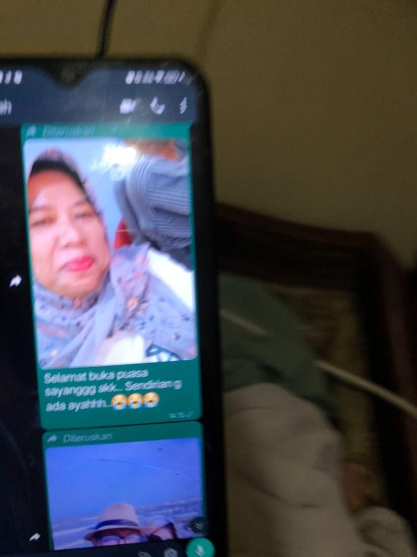 co0kies.nd_cr3am tweet media