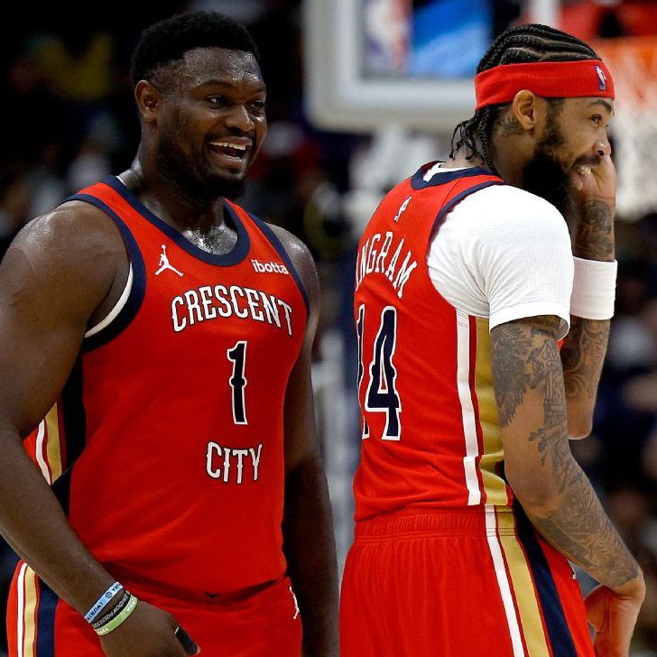 LegionHoops's tweet photo. Lakers-Pelicans on Sunday is going to be ELECTRIC.

Pelicans win, they avoid the play-in and secure the 6 seed.
Lakers win, they secure the 8-seed.

Who’s taking this game? 👀 https://t.co/bfL54gl3lf