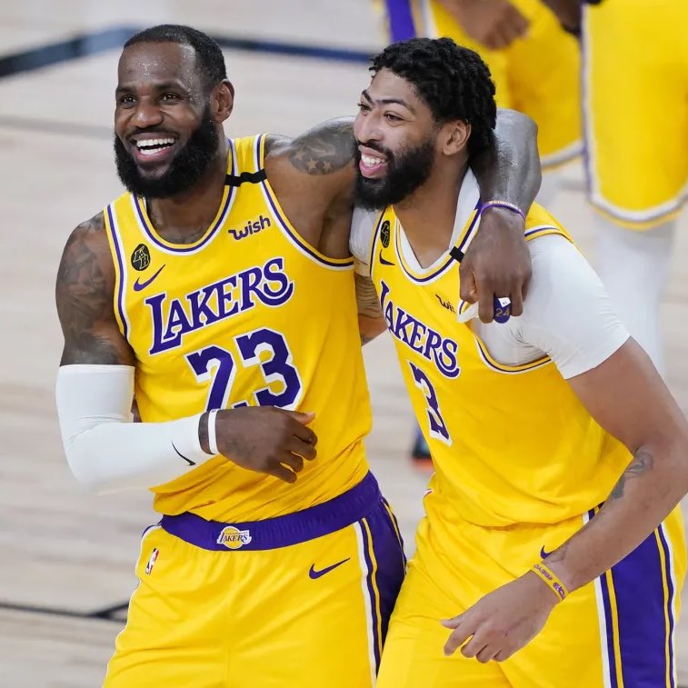 LegionHoops's tweet photo. Lakers-Pelicans on Sunday is going to be ELECTRIC.

Pelicans win, they avoid the play-in and secure the 6 seed.
Lakers win, they secure the 8-seed.

Who’s taking this game? 👀 https://t.co/bfL54gl3lf