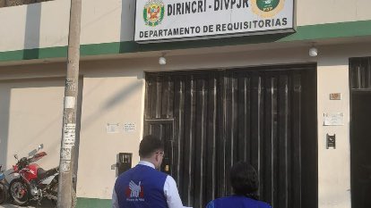 Exhortamos a @Poder_Judicial_ a resolver situación jurídica de adulta mayor detenida hace 9 días en requisitorias de @PoliciaPeru. Orden de captura fue emitida hace 26 años, expediente es difícil de ubicar y tiempo de detención excedió plazo de 48 horas.👉🏾 tinyurl.com/vsp8k4t2