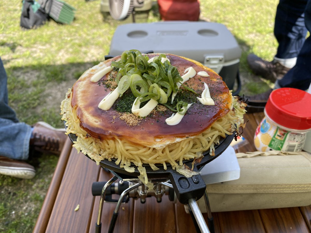 キャンプで広島お好み焼き作ったんだけど美味しそうすぎぃ