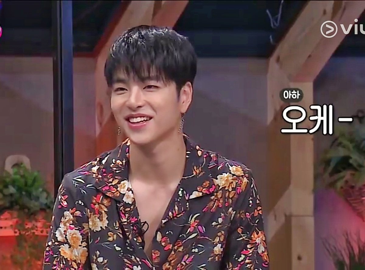 สวัสดีวันสงกรานต์ 🧡🌺

@JUNE_GOZARU_JP
#KOOJUNHOE
#구준회
#JUNE