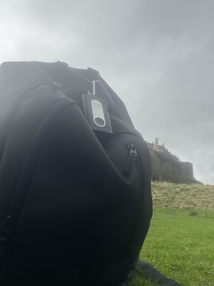 One of the tools to engage students in education on #AirQuality are hand held devices which introduce them to monitoring and give an opportunity to talk about the health issues it can cause. During the @UniofReading @UniRdg_GES field class to Scotland they used ATMO tube PRO 👇