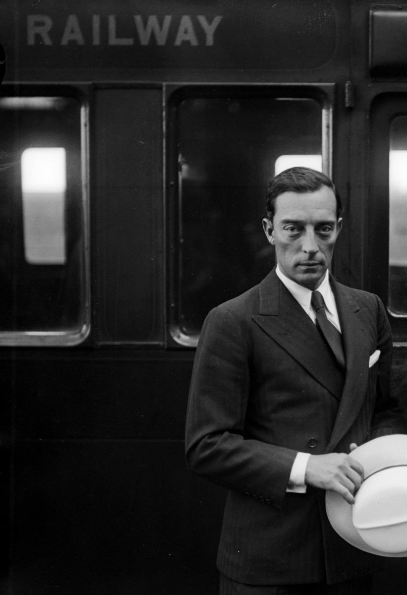 Buster Keaton, 1930