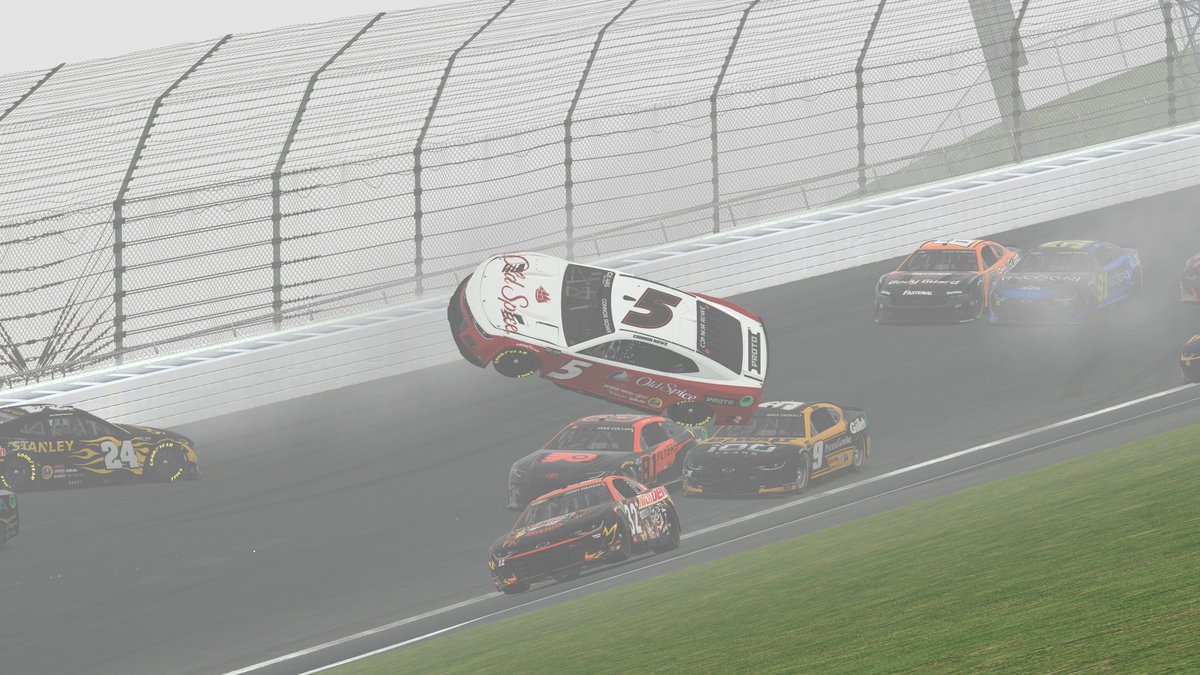 Strategy was on FULL display for The Munson 200 at Kansas with Shawn Anderson taking home the hardware! In honor of the Master's tournament this weekend, golf claps in the chat for Shawn! 👏 #GEARSisGREAT