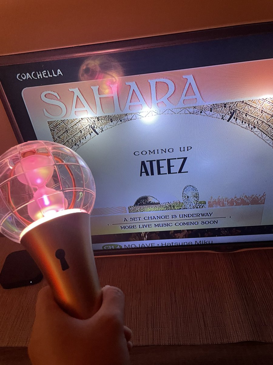 Jenggayen's tweet photo. #CHELLATEEZ #Coachella2024 #ATEEZatCoachella https://t.co/LY96p00b2F